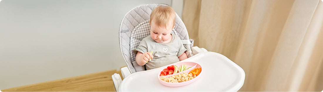 The Parent’s Guide to Encouraging Self-Feeding in Babies